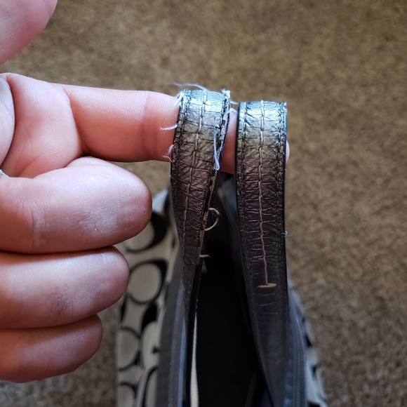 Coach Poppy signature handbag - Picture 7 of 8